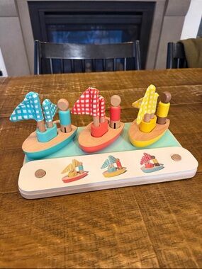 Lovevery Pattern Match Boats & Cards Set
